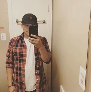 Meet your Posher, Xavier